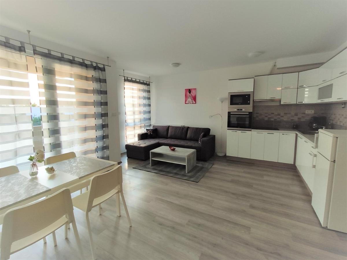 Bajcsy Apartment Ντέμπρετσεν Εξωτερικό φωτογραφία