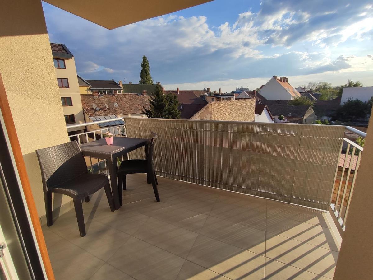 Bajcsy Apartment Ντέμπρετσεν Εξωτερικό φωτογραφία