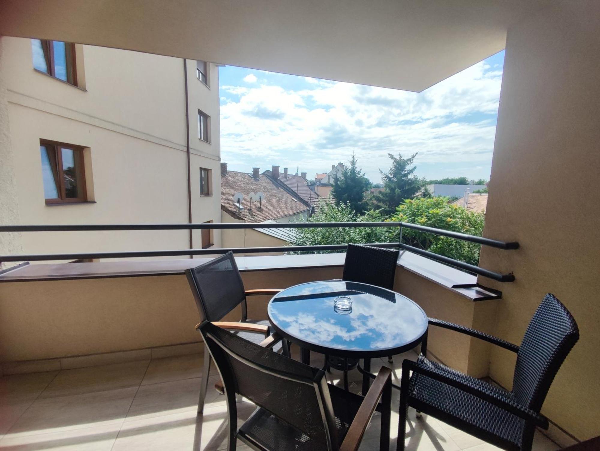 Bajcsy Apartment Ντέμπρετσεν Εξωτερικό φωτογραφία